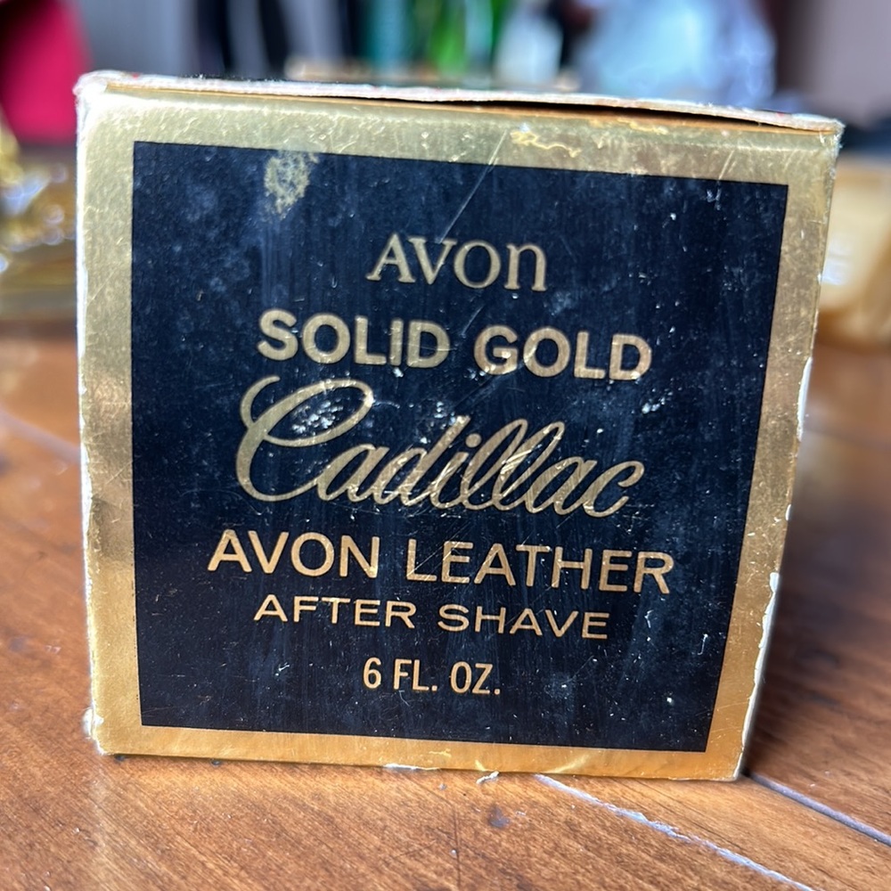 Avon - Picture 2 of 2